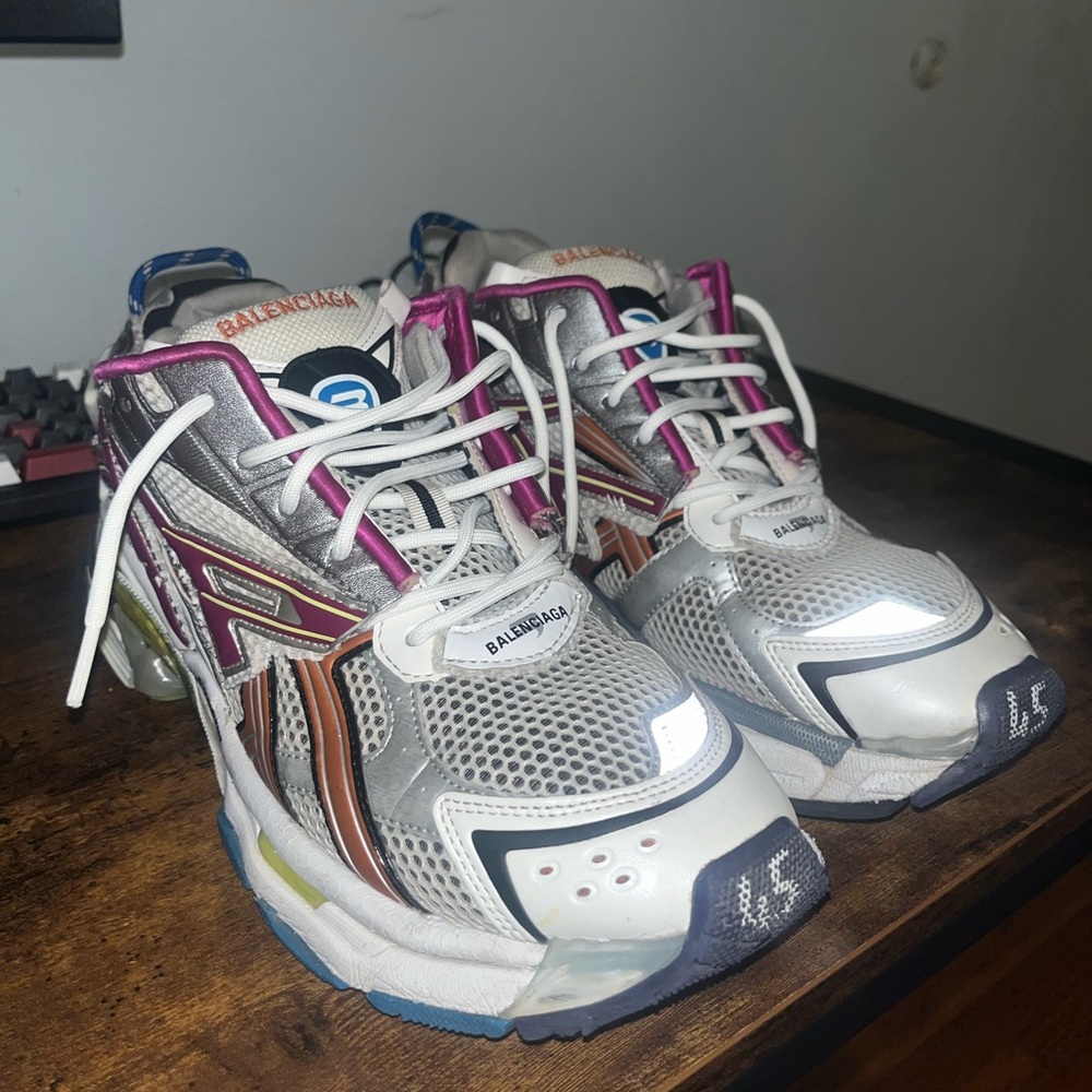Balenciaga runner multicolor size 12 (minor damage)